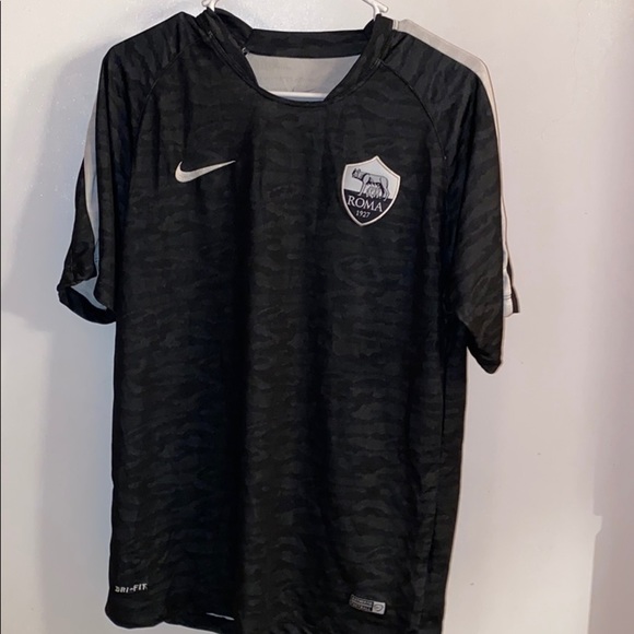 EUC 2015 AS Roma short sleeve soccer - Picture 6 of 7